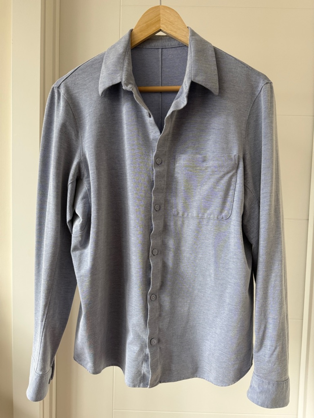 Lululemon Commission Button Down - Medium